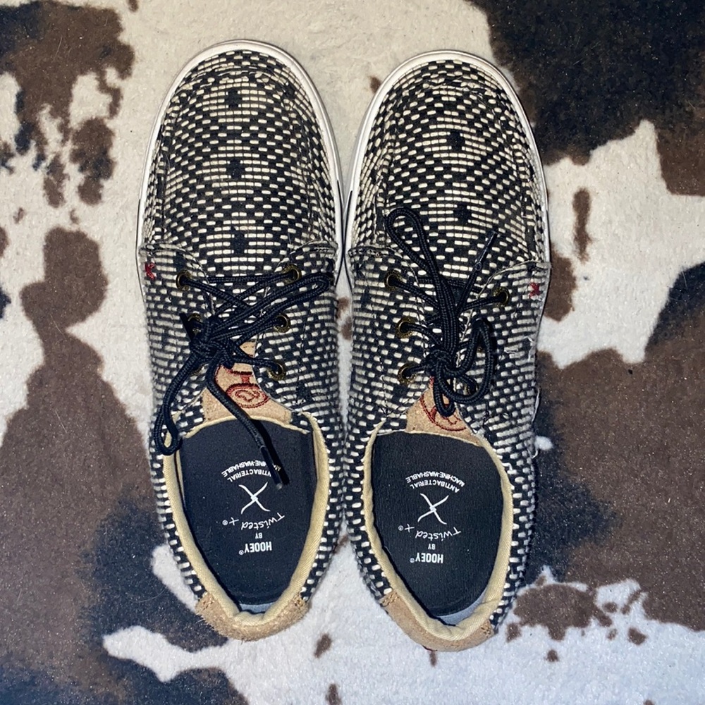 Hooey Women’s Twisted X shoes